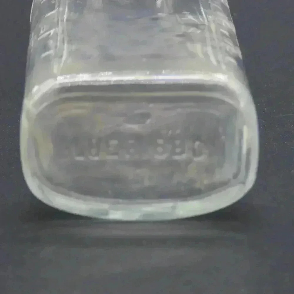 Vintage Set of 2 glass bottles - Picture 5 of 6